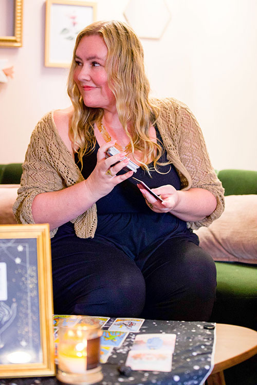 Natalie Esquivel - Intuitive Tarot